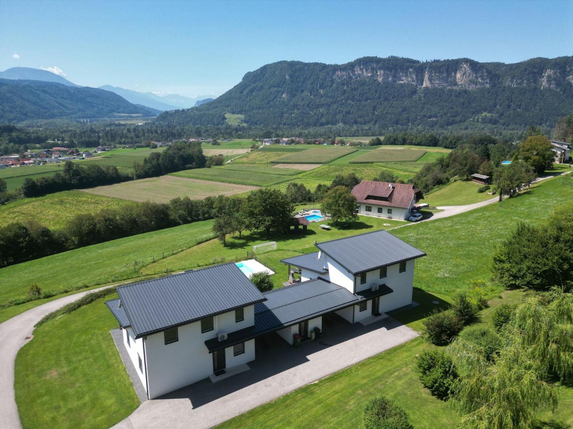 Ferienhaus Kaiser Villa Gallizien Eksteriør bilde